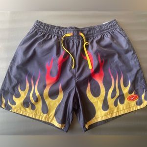 NEW Nike men above knee shorts flames nylon trunks Large L